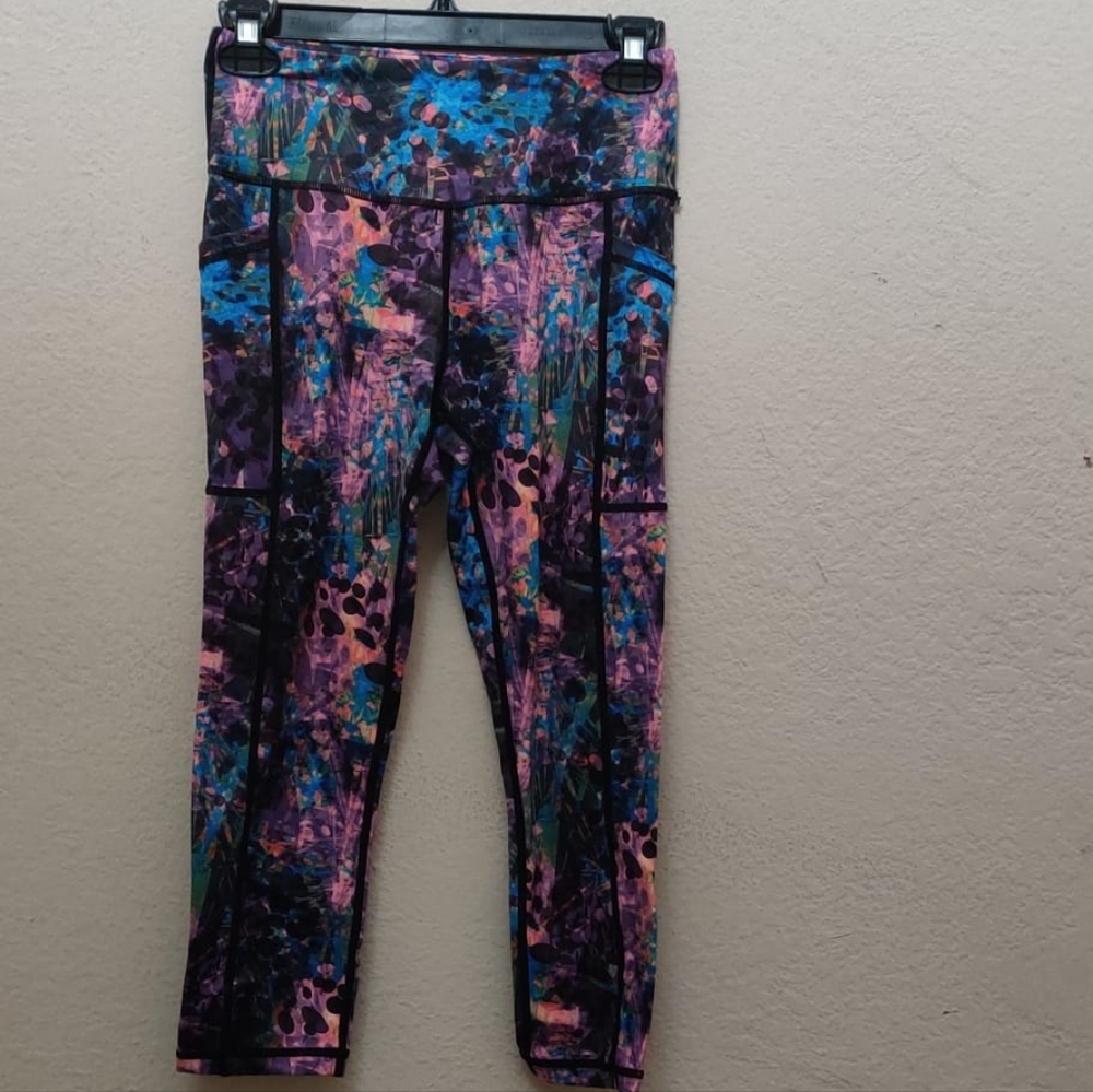 Constantly Varied Gear Leggings Capri NWOT XS